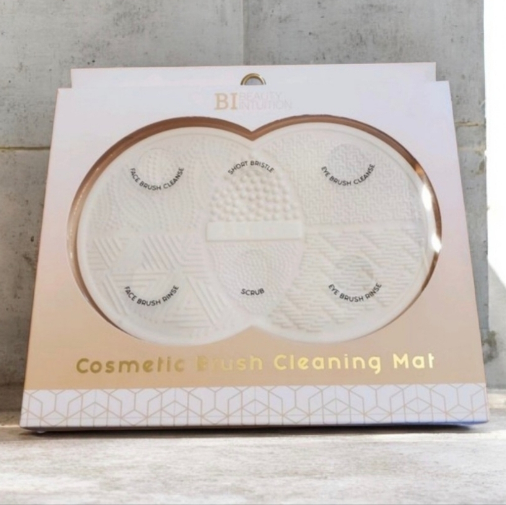 Beauty Intuition Cosmetic Brush Cleaning Mat